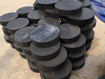 芦山县板式橡胶支座由若干层橡胶片与薄钢板经加压硫化